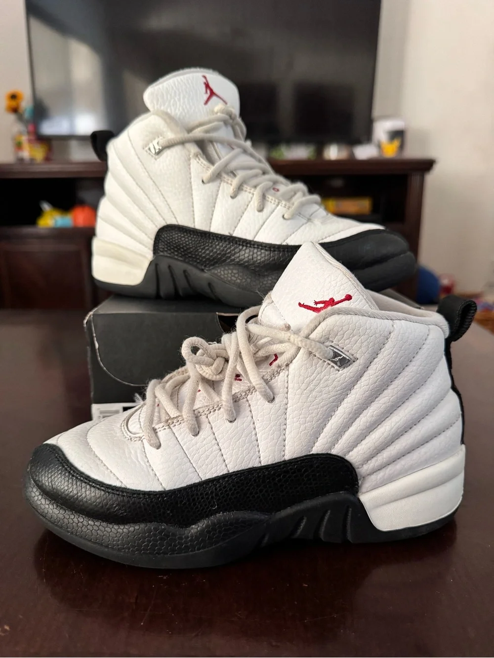 Jordan Men’s Basketball Sneakers in White and Black with Gold Jumpman